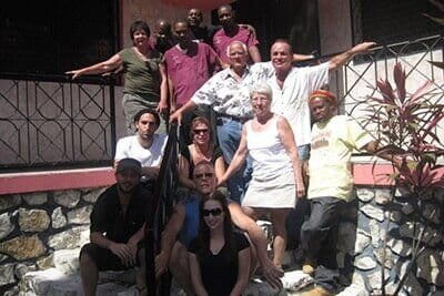 Group photo of Dr. Stines and other volunteers outside of the clinic in Haiti